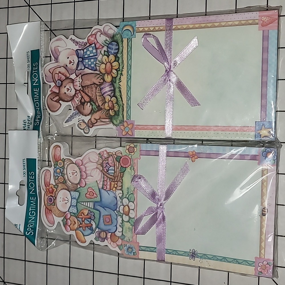 2003 Martin Designs Springtime Notes x 2,‎ 100 sheets ea, Easter Basket Filler